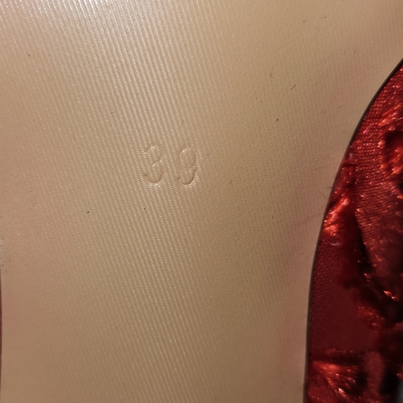 💋RED FABRIC PUMPS /NEW💋 - Picture 6 of 6